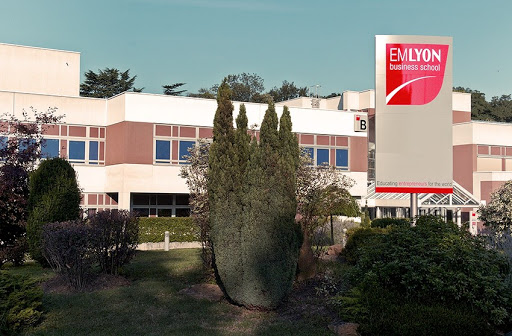 EM Lyon Business School